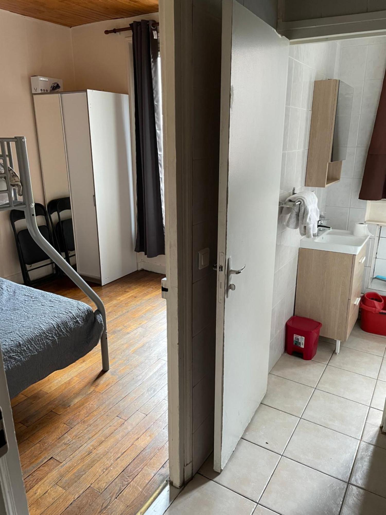 Rent Appart - Colombes โคล็อมบ์ ภายนอก รูปภาพ