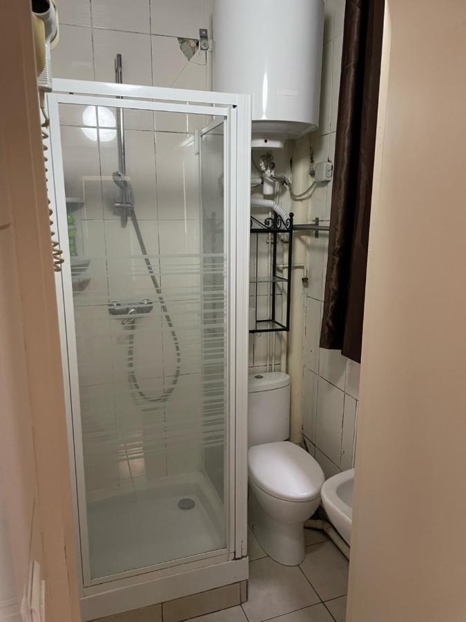 Rent Appart - Colombes โคล็อมบ์ ภายนอก รูปภาพ