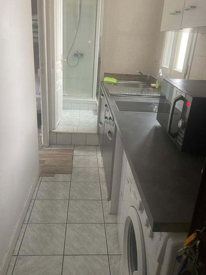Rent Appart - Colombes โคล็อมบ์ ภายนอก รูปภาพ